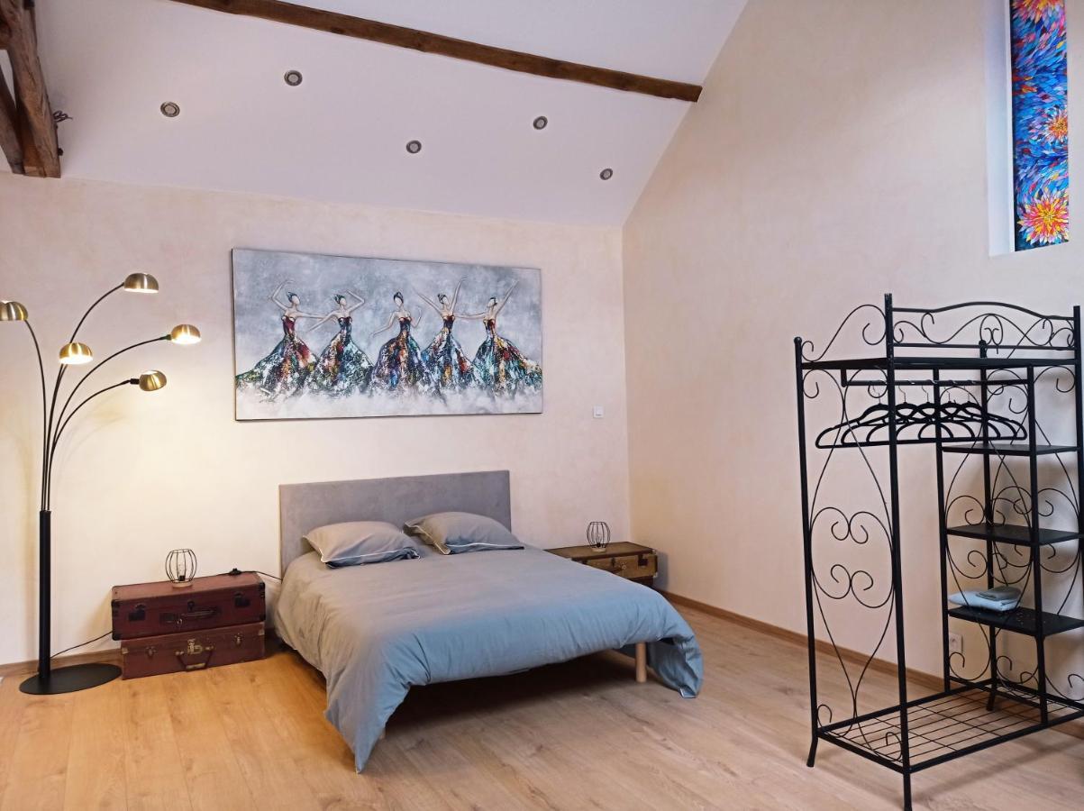 La Grange De Marie à St Angel - Magnifique Grange Rénovée En Loft Pour 1 à 6 Pers *