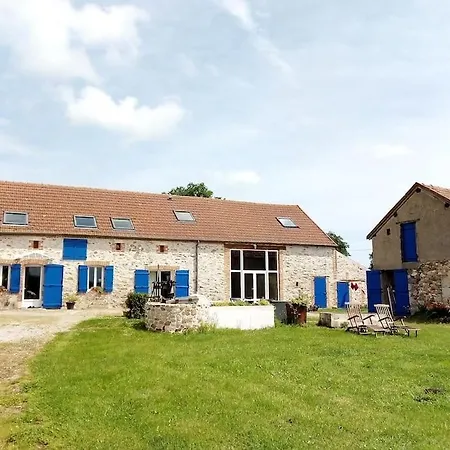 La Grange De Marie A St Angel - Magnifique Grange Renovee En Loft Pour 1 A 6 Pers Villa Saint-Angel  Exterior photo