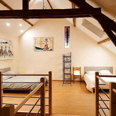 La Grange De Marie A St Angel - Magnifique Grange Renovee En Loft Pour 1 A 6 Pers Villa Saint-Angel  Exterior photo