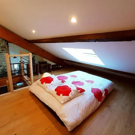 La Grange De Marie A St Angel - Magnifique Grange Renovee En Loft Pour 1 A 6 Pers Villa Saint-Angel  Exterior photo