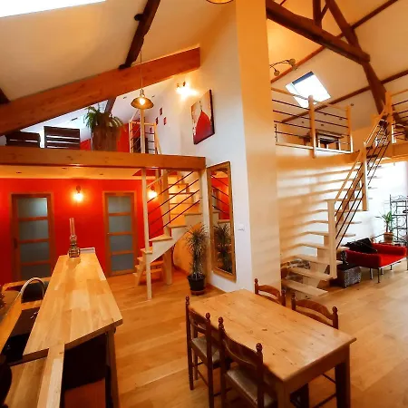 La Grange De Marie A St Angel - Magnifique Grange Renovee En Loft Pour 1 A 6 Pers Villa Saint-Angel  Exterior photo