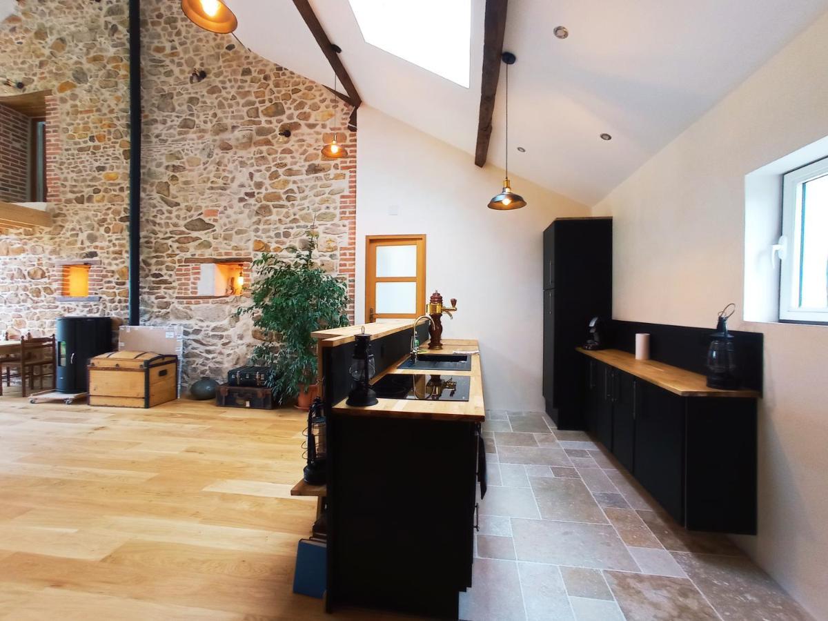 La Grange De Marie A St Angel - Magnifique Grange Renovee En Loft Pour 1 A 6 Pers Saint-Angel (Allier)
